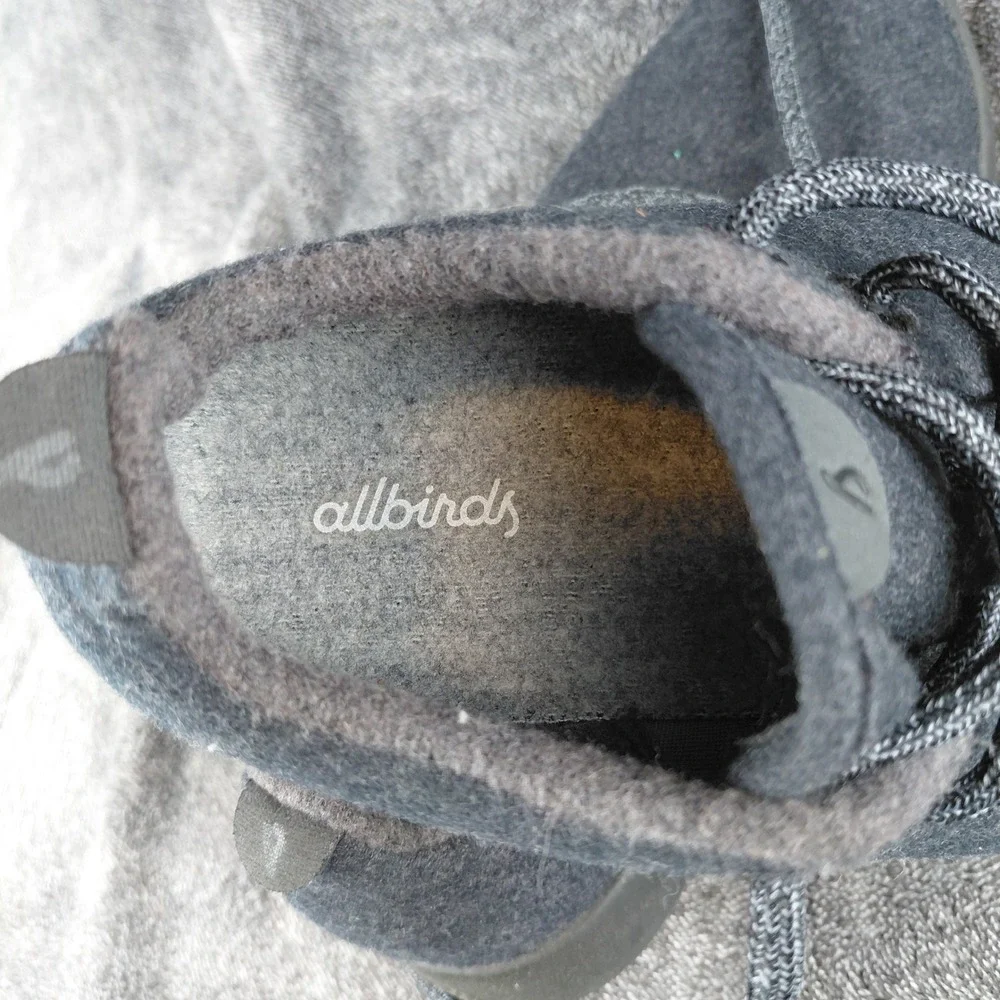 Allbirds Wool Runners Womens 9 Charcoal Grey Merino‎ Wool Sneakers Walking Shoes